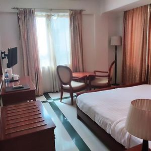 Hotel Nikko Towers